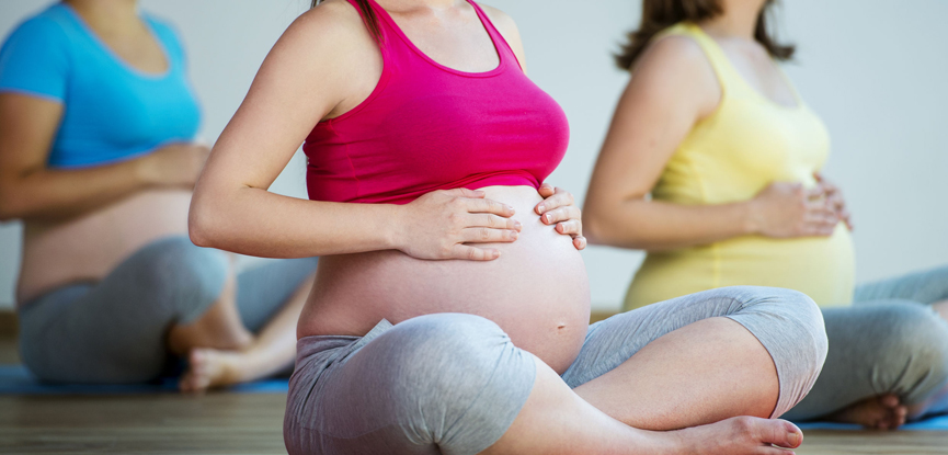 Pregnant women in an exercise class