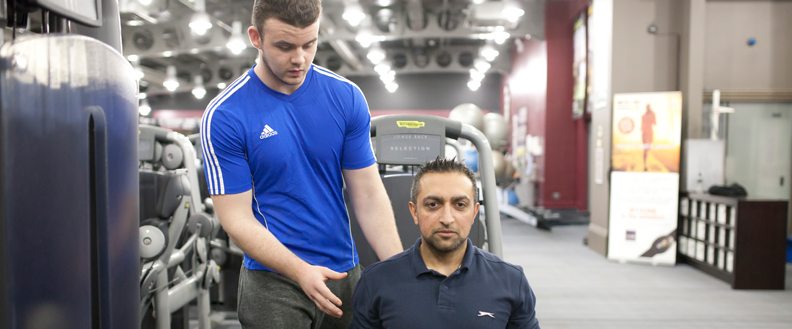 become a gym instructor fitness career guide hfe gym instructor