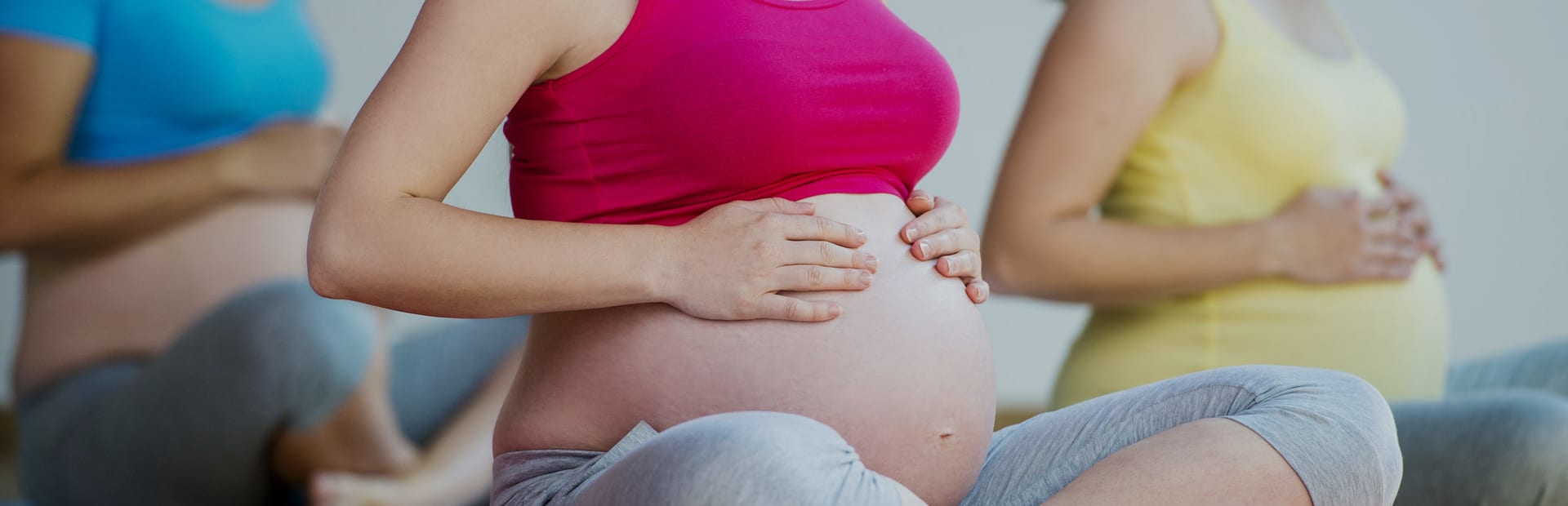 Pregnant women taking part in an exercise class