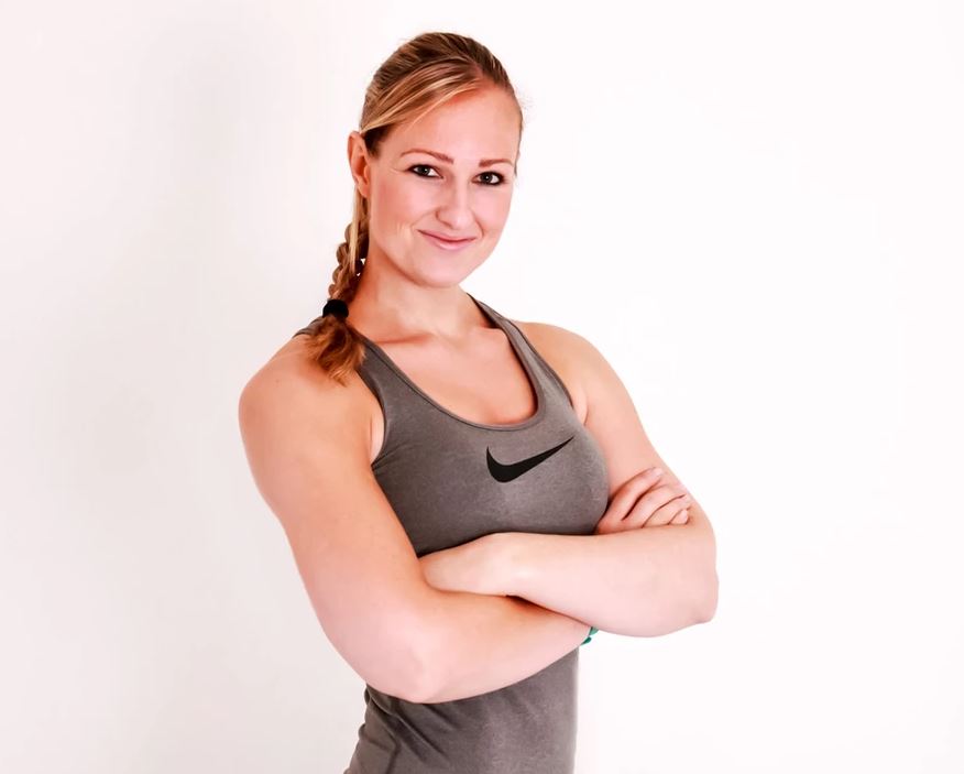 portrait of anelise, fitness professional