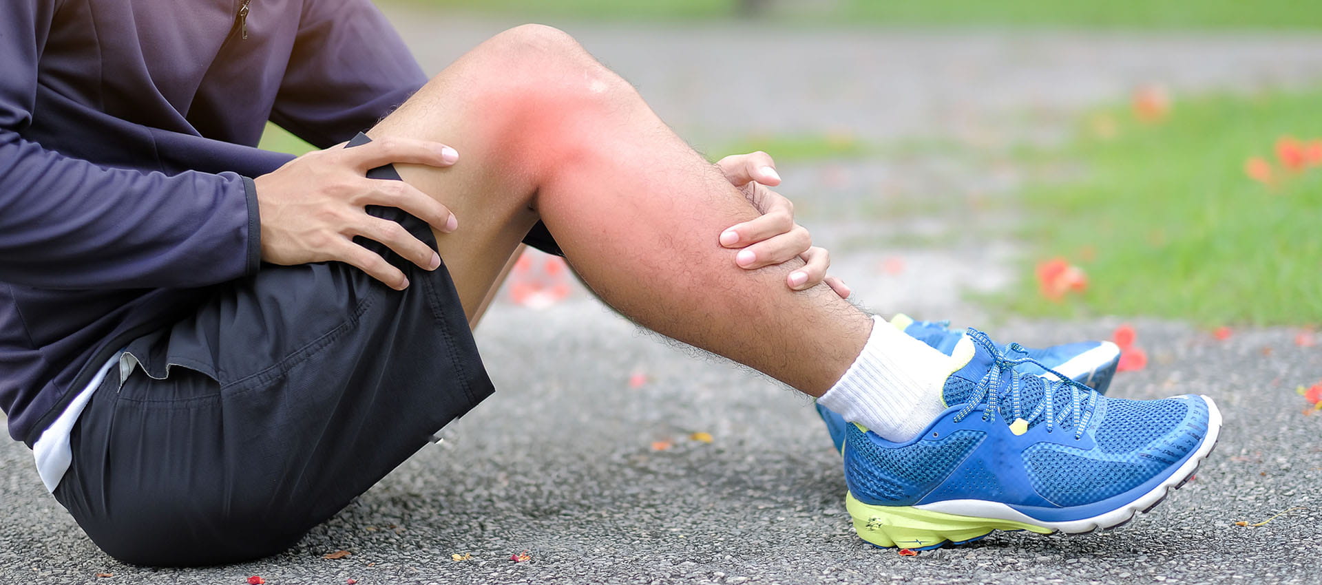 Runner with an injured knee